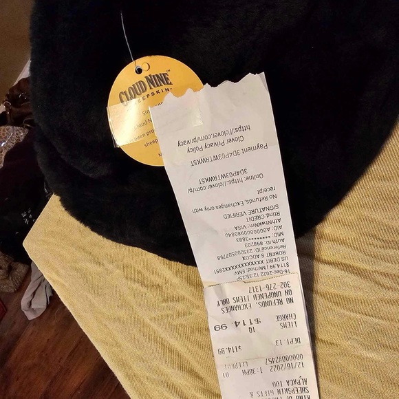 BRAND NEW CLOUDNINE SHEEPSKIN CLOCHE HAT in Black with leopard print satin liner - Picture 9 of 12